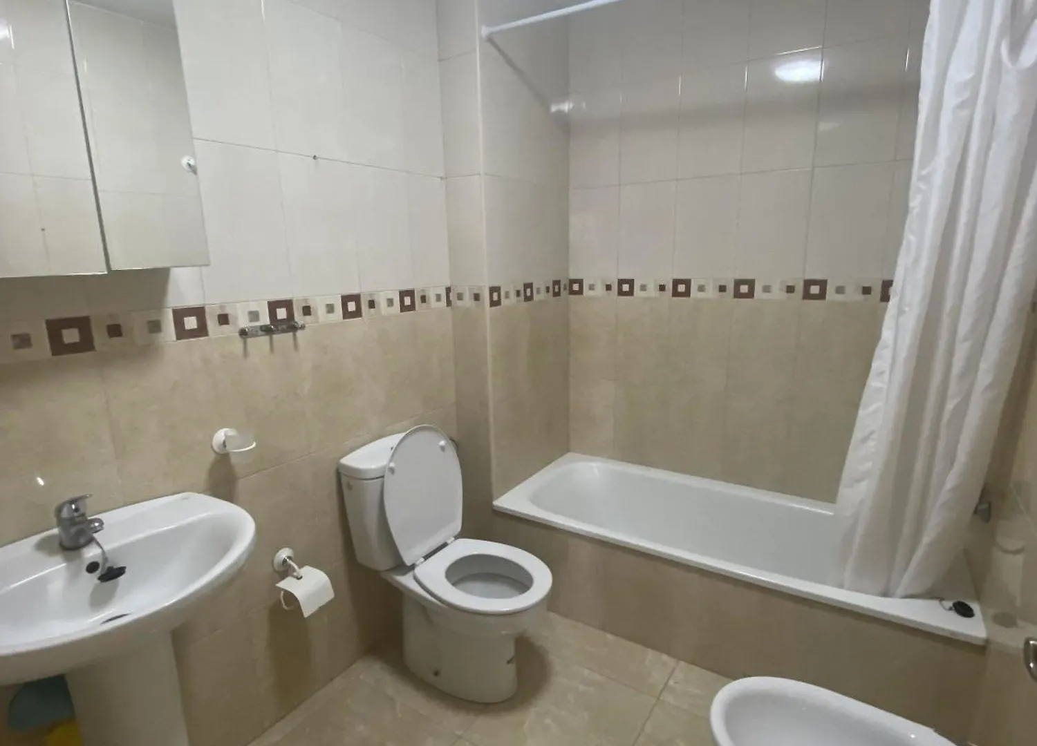 Buzanada Charming Rooms Cabo Blanco Hostel